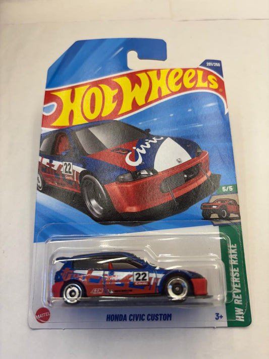 Hot Wheels ’73 Honda Civic Custom + Skull Shaker