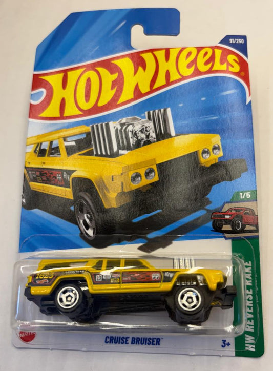 HotWheels 2015 HW Reverse Rake – Cruise Bruiser (Mainline). Package Front view