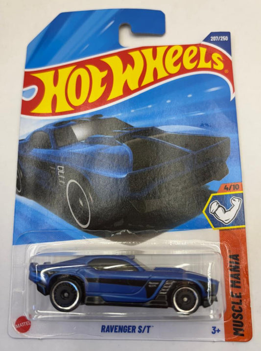 Hot Wheels 2023 Muscle Mania – Ravenger S/T (Mainline). Front View 