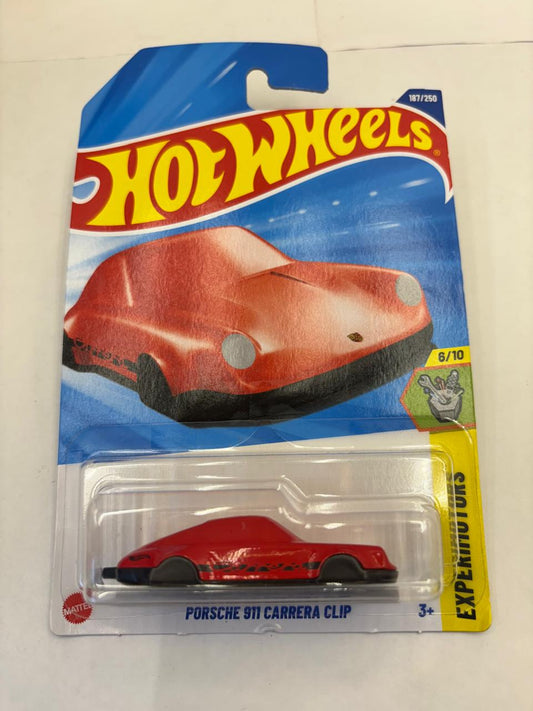 HotWheels 2023 Experimotors – Porsche 911 Carrera Clip (Mainline).